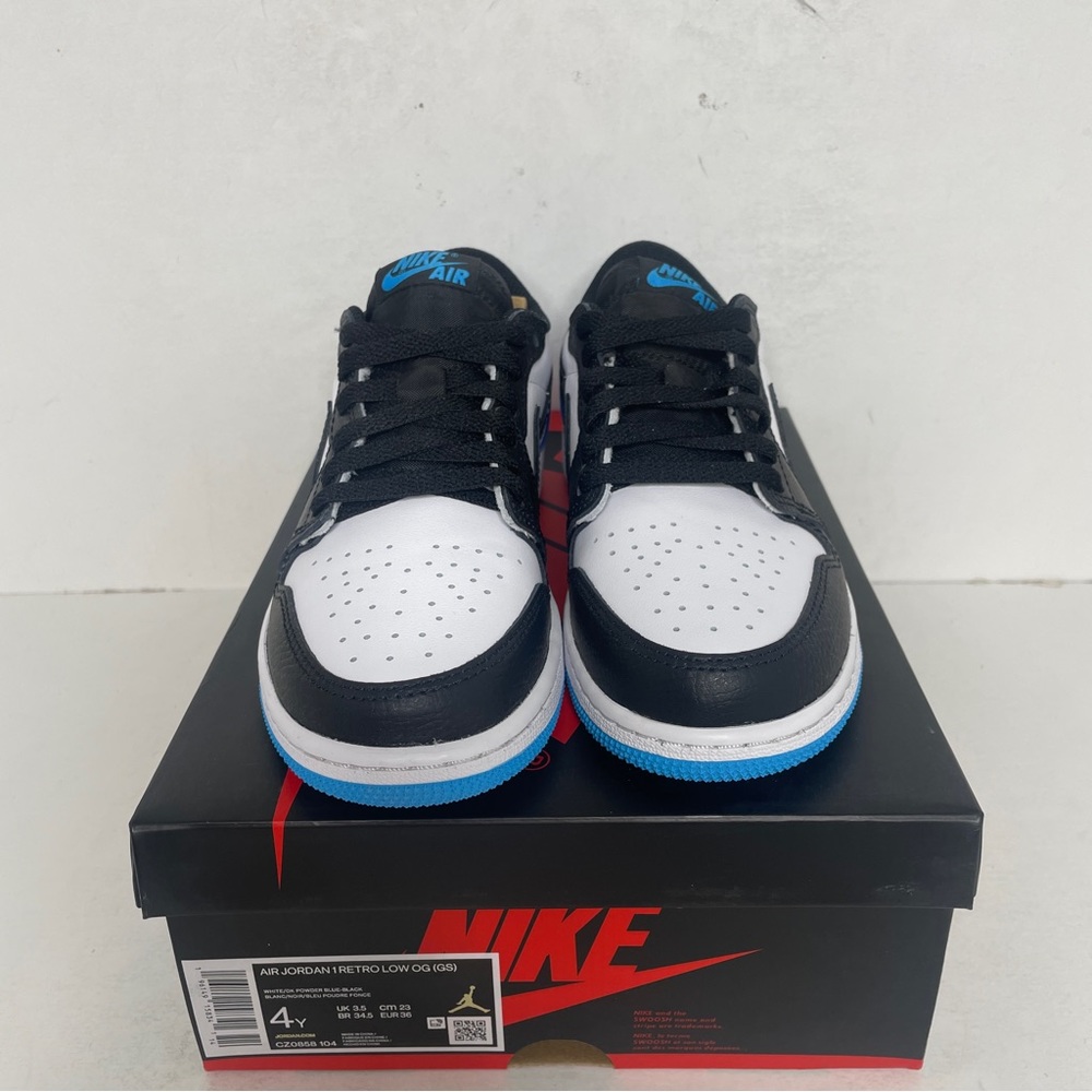 Nike Air Jordan 1 Retro Low OG GS “Powder Blue/UNC” 2022 - Picture 2 of 4